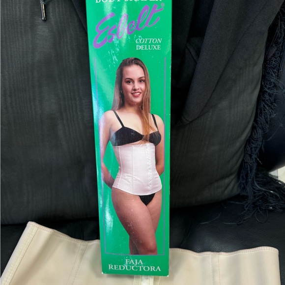 Shapewear hold body and support tummy
